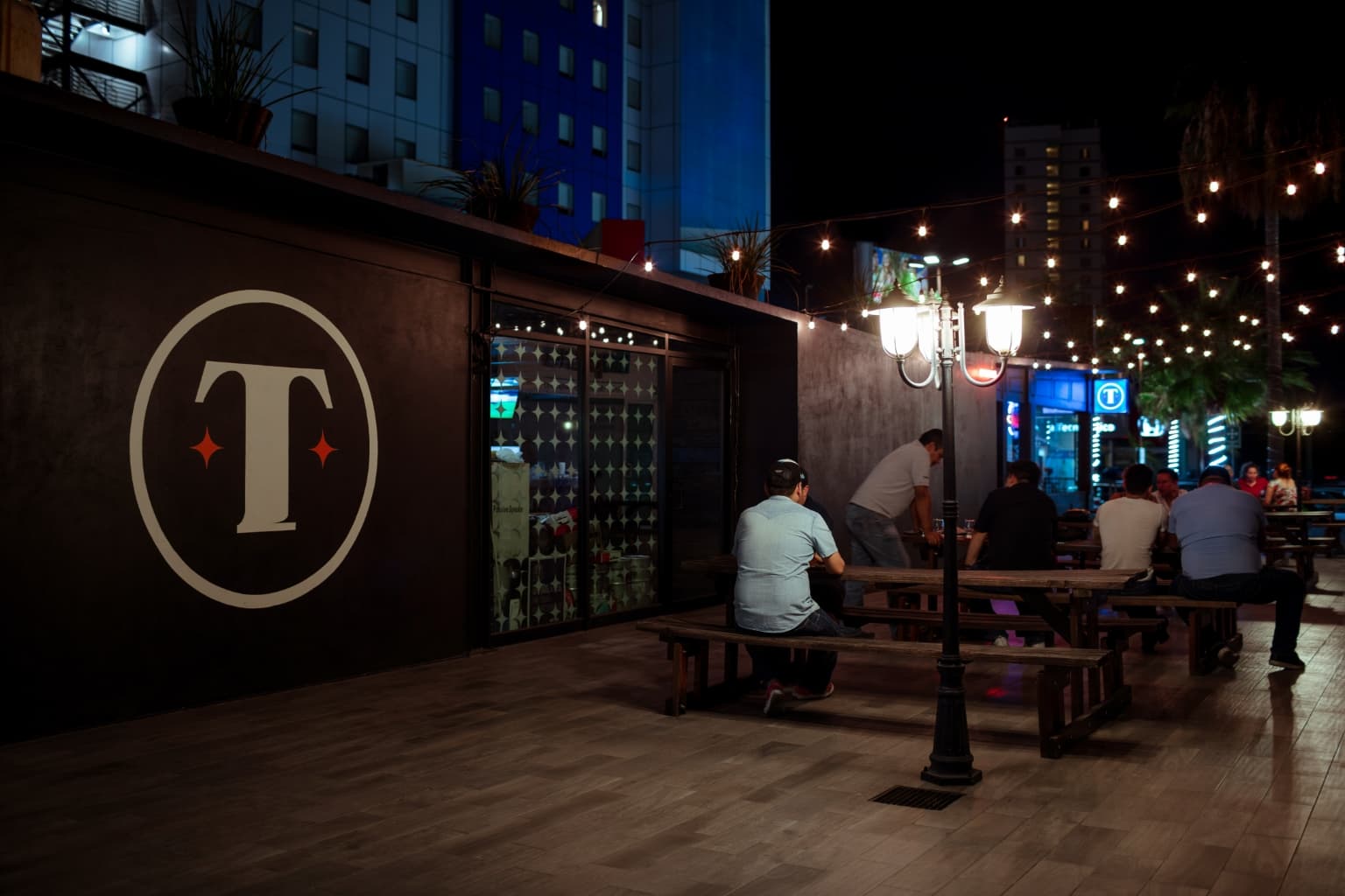 La Taberna